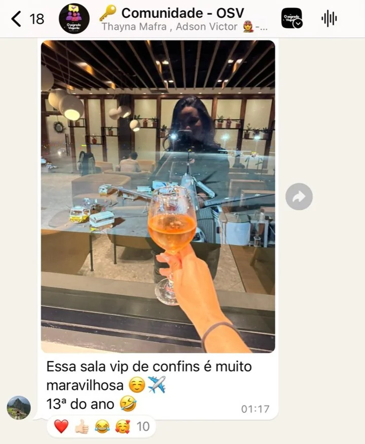 Print da comunidade: aluna na sala VIP de Confins, 13ª viagem do ano